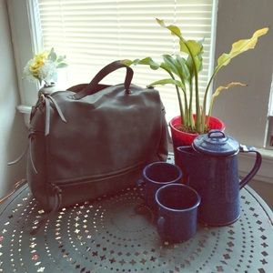 Handsome and sturdy purse